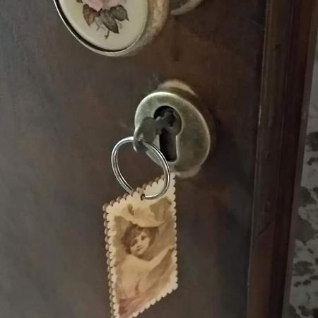 Ntaliani Panagiota Anastasia Loutra Edipsou  Luaran gambar