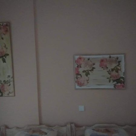 Ntaliani Panagiota Anastasia Loutra Edipsou  Luaran gambar
