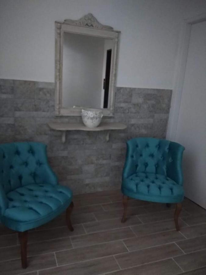 Ntaliani Panagiota Anastasia Loutra Edipsou  Luaran gambar